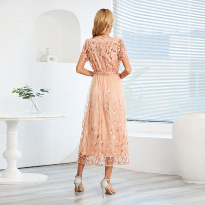 CM | elegante vestido midi con estampado floral