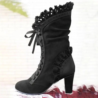 CM | Botas con cordones y tacón de inspiración victoriana