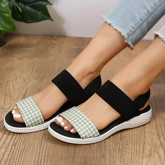 CM | | Sandalias cómodas y prácticas