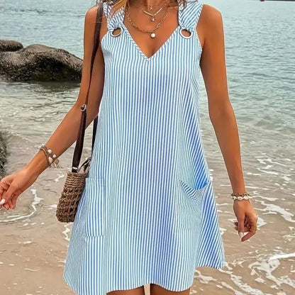 CM | Vestido corto de verano sin mangas con diseño de rayas