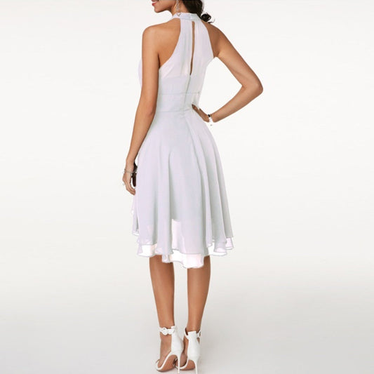 CM | Vestido corto con cuello alto y volantes