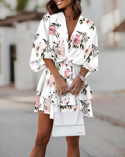 CM | Vestido corto vaporoso con estampado floral