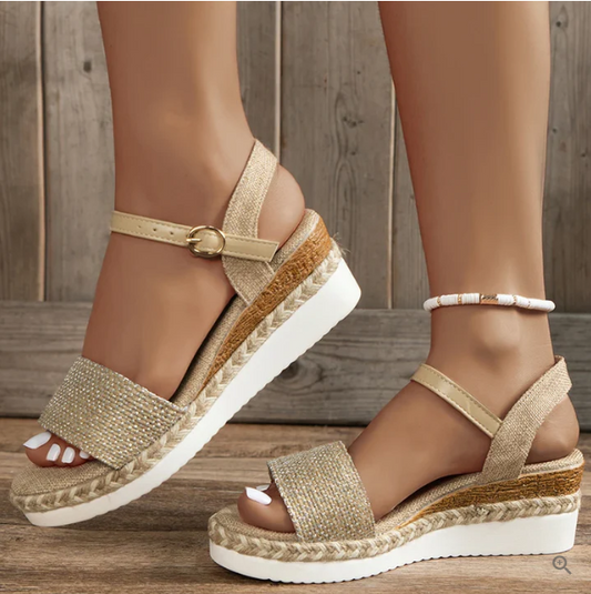 CM | - Sandalias con tacón de cuña verano 2024
