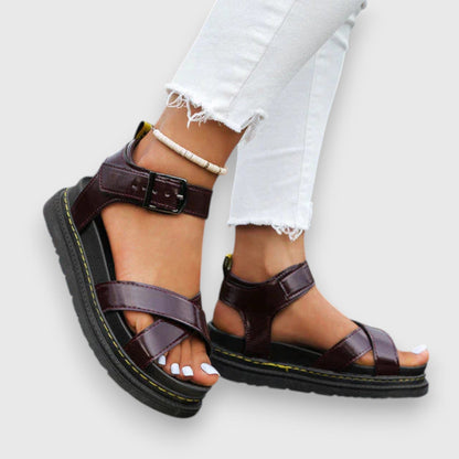 CM | - Sandalias deportivas