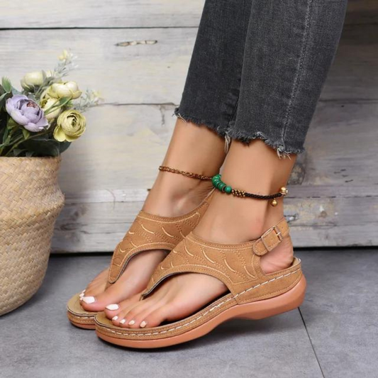 CM | - Elegantes sandalias de verano