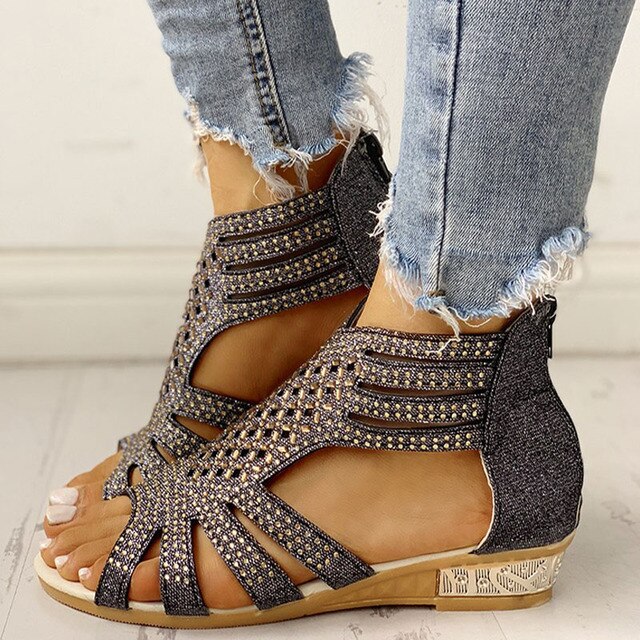 CM | Sandalias ligeras y aireadas