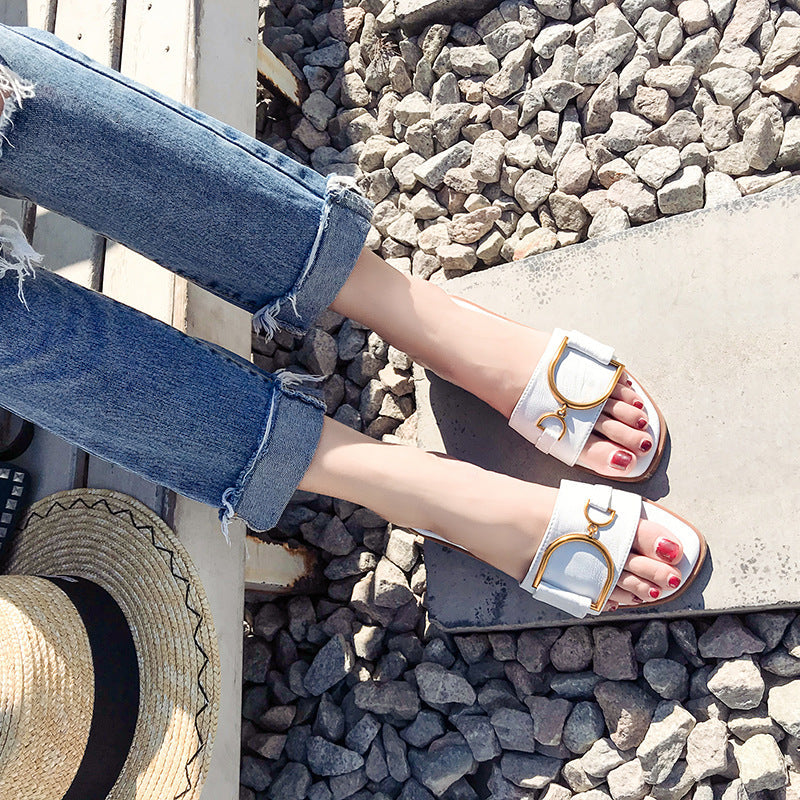 CM | Elegantes sandalias con hebilla
