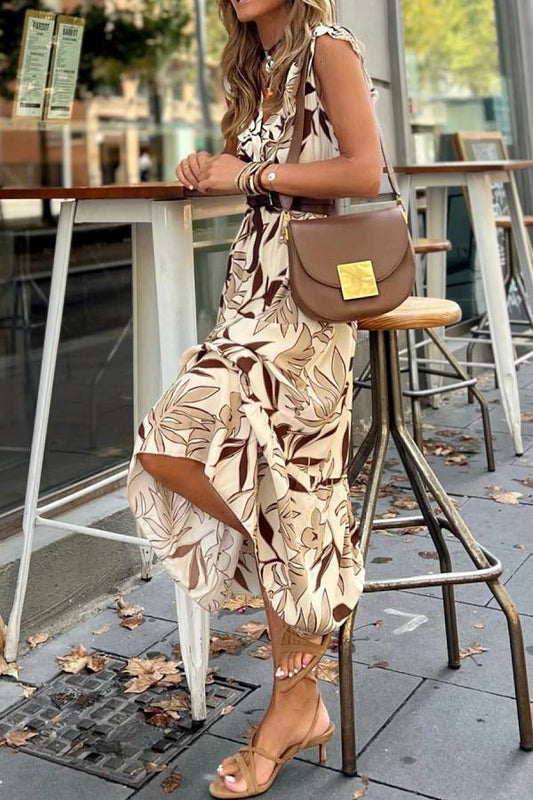 CM | Vestido largo marrón con cuello en V y estampado de hojas