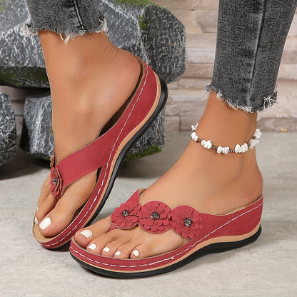CM | Sandalias clásicas y cómodas en general