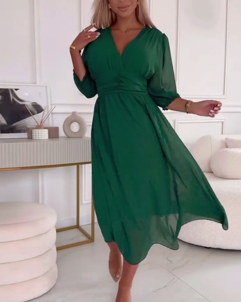 CM | Vestido de cintura monocolor con escote en V
