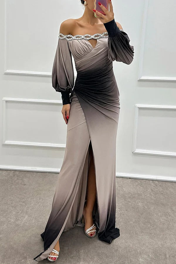 CM | Julieta Estampado degradado Cuello barco Hombros descubiertos Detalle piedras preciosas Vestido con aberturas Maxi Vestido