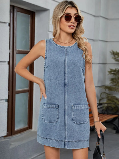 CM | Vestido mono vaquero cuello redondo