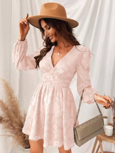 CM | Vestido corto con textura y manga larga