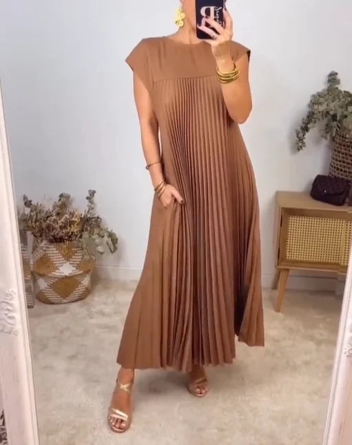 CM | Vestido plisado sencillo de señora monocolor