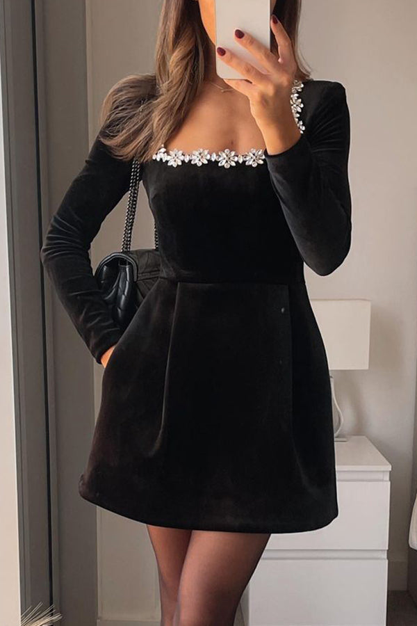 CM | Mini vestido de terciopelo