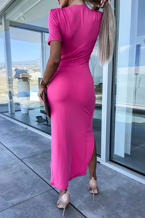 CM | Lucky To Have You Hombros acolchados Vestido midi fruncido con abertura