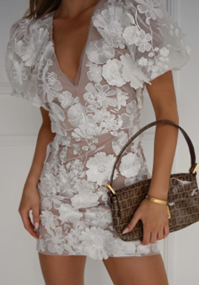CM | Lina - Minivestido floral con mangas abullonadas