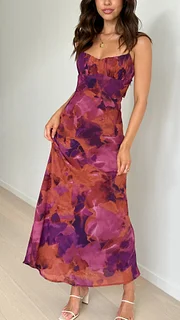 CM | Vestido largo estampado con tirantes finos y espalda abierta