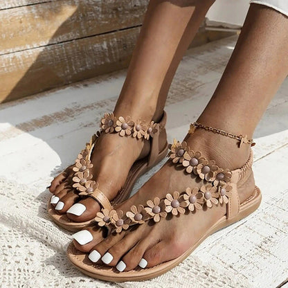 CM | Sandalias planas de flores de verano