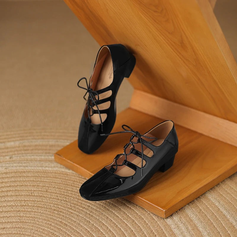 CM | Sandalias con cordones