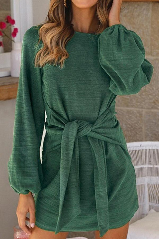 CM | Vestido monocolor de manga larga y cierre de cincha