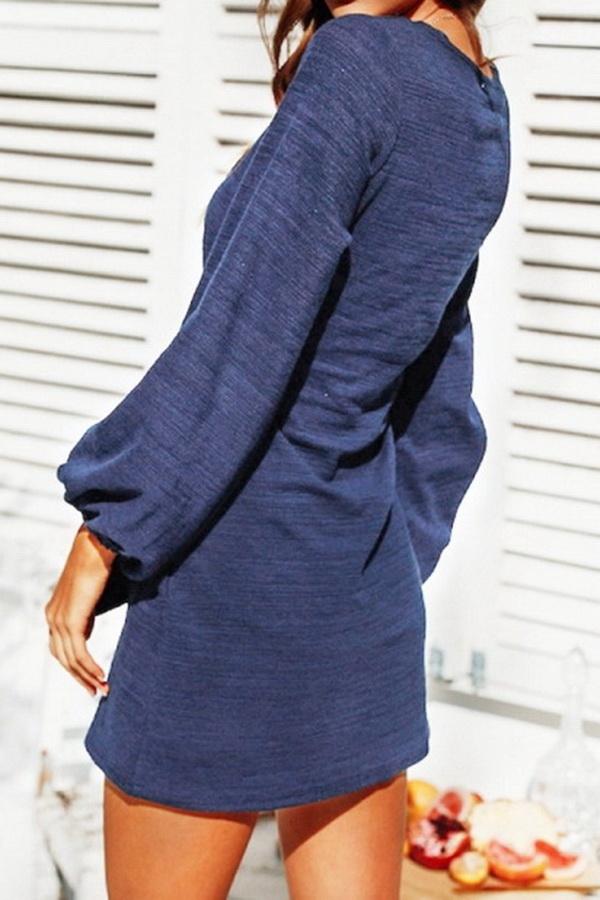 CM | Vestido monocolor de manga larga y cierre de cincha