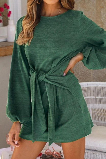 CM | Vestido monocolor de manga larga y cierre de cincha