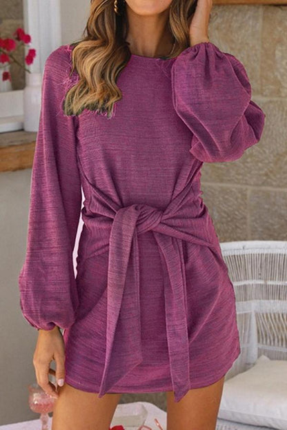 CM | Vestido monocolor de manga larga y cierre de cincha