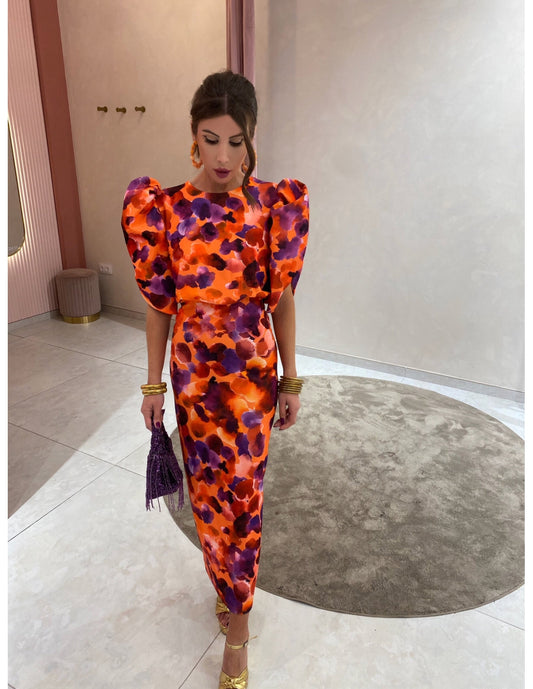 CM | Vestido largo chic con mangas abullonadas y estampado perfecto para ocasiones especiales