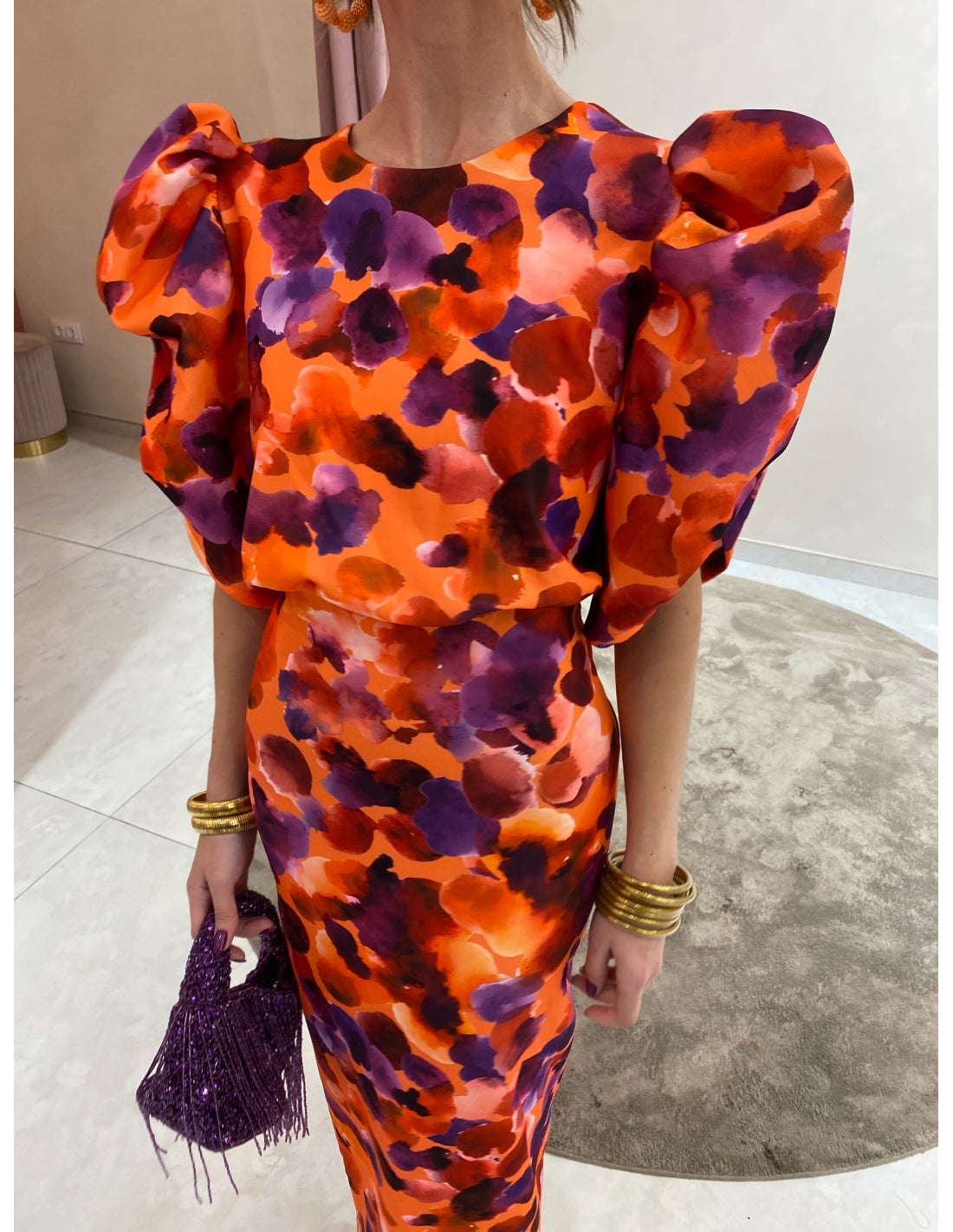 CM | Vestido largo chic con mangas abullonadas y estampado perfecto para ocasiones especiales